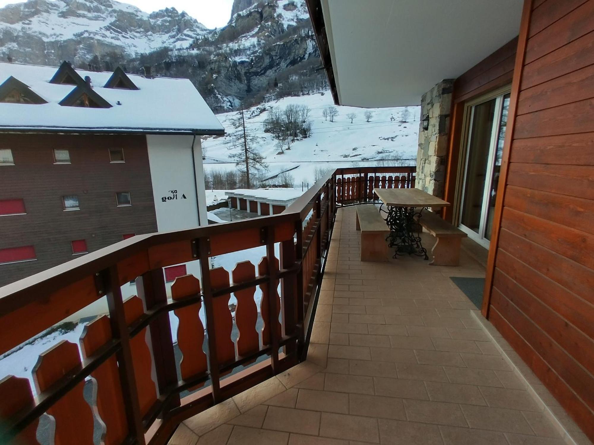 Residence Golf C 21 Leukerbad Bagian luar foto