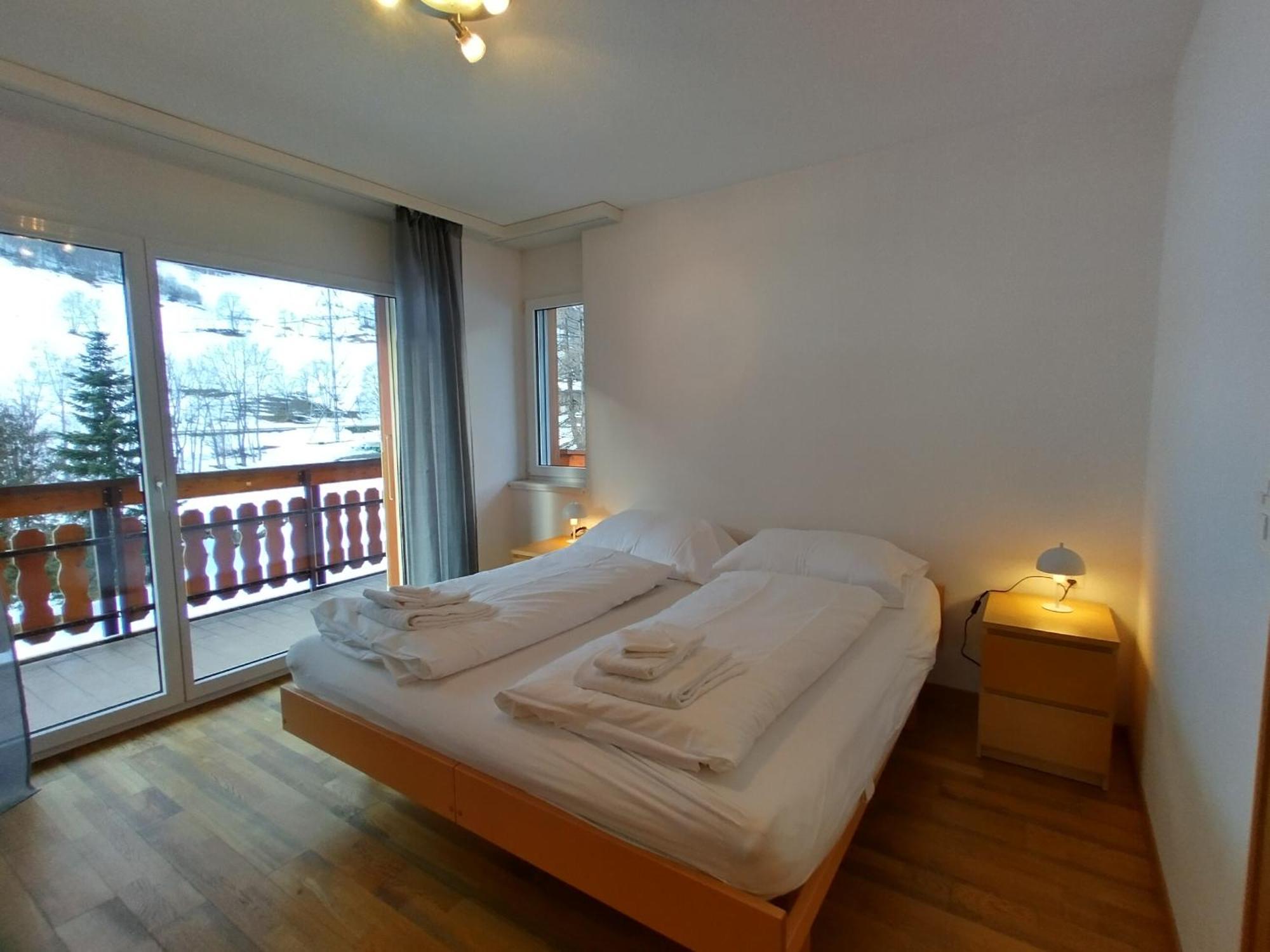 Residence Golf C 21 Leukerbad Bagian luar foto